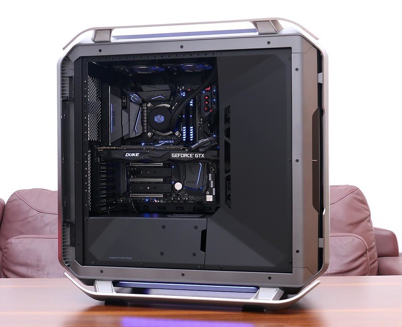 怒超 5.3G，i7-8700K + 微星 Z370 GODLIKE GAMING 装机超频小测