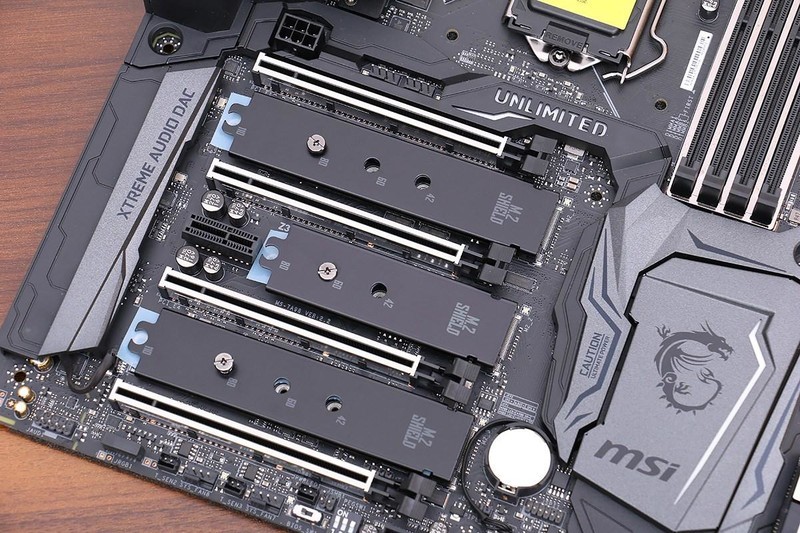 怒超 5.3G，i7-8700K + 微星 Z370 GODLIKE GAMING 装机超频小测