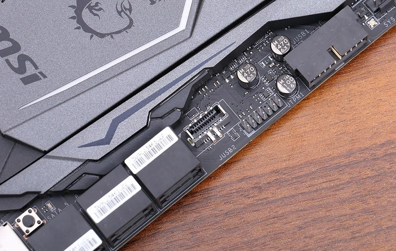 怒超 5.3G，i7-8700K + 微星 Z370 GODLIKE GAMING 装机超频小测