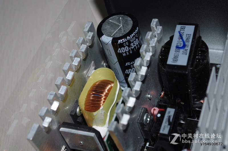 游戏悍将霸道6 R550镀金非模组试用+果然霸气十足！（开箱）