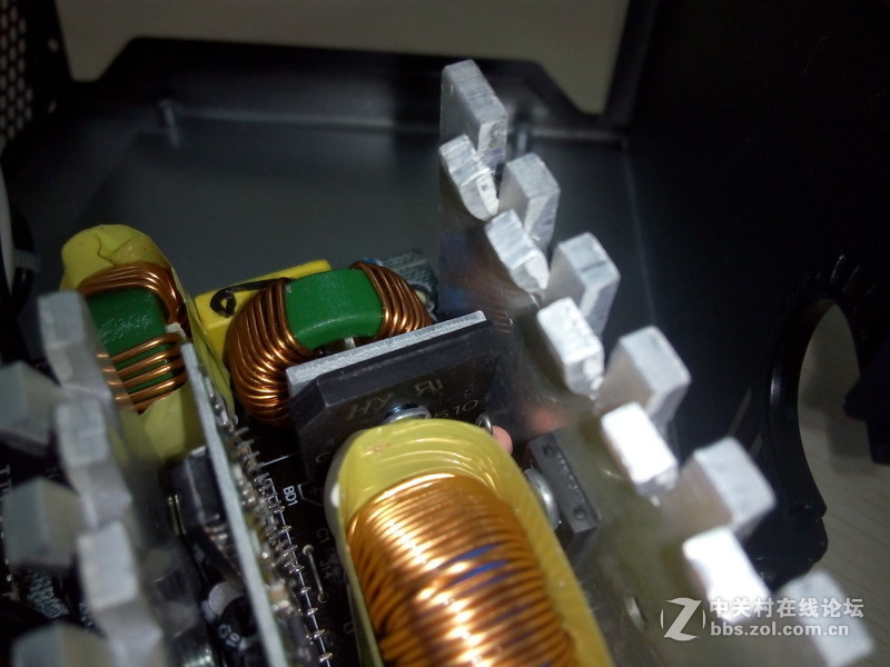 游戏悍将霸道6 R550镀金非模组试用+果然霸气十足！（开箱）