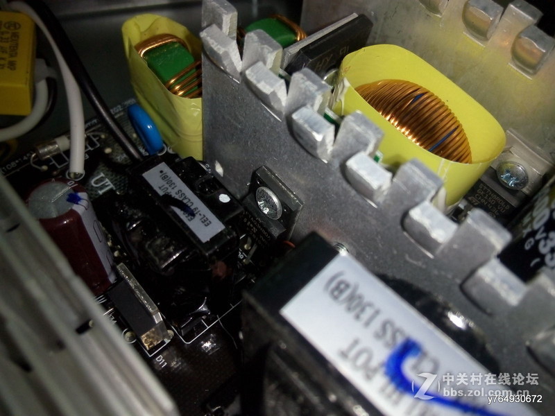 游戏悍将霸道6 R550镀金非模组试用+果然霸气十足！（开箱）