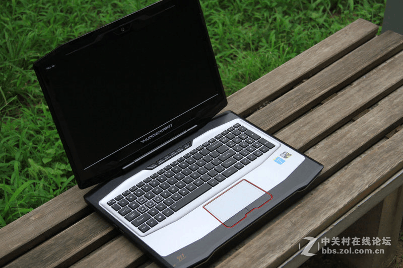 【游戏评测室】911-S2G游戏测试：显卡终极挑战之孤岛危机3