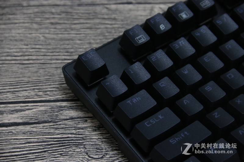 不仅是G光轴，GK60采用自动化流水线装配，你服没？