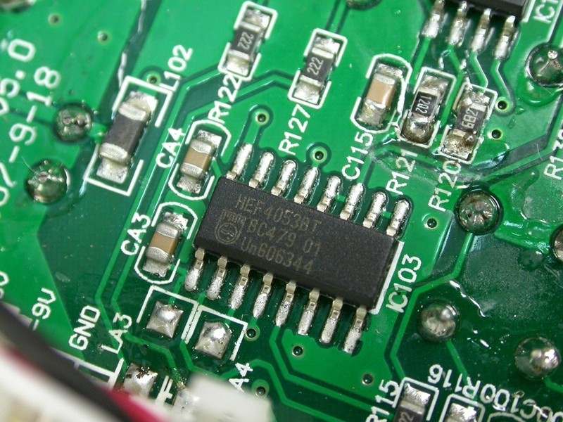 漫步者 S2.1MKII 拆解