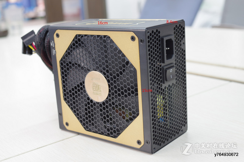 游戏悍将霸道6 R550镀金非模组试用+果然霸气十足！（开箱）