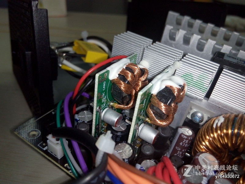 游戏悍将霸道6 R550镀金非模组试用+果然霸气十足！（开箱）