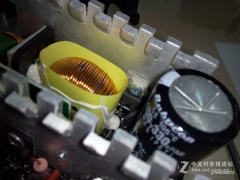 游戏悍将霸道6 R550镀金非模组试用+果然霸气十足！（开箱）