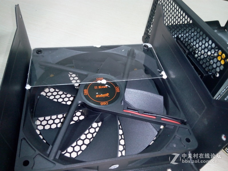 游戏悍将霸道6 R550镀金非模组试用+果然霸气十足！（开箱）