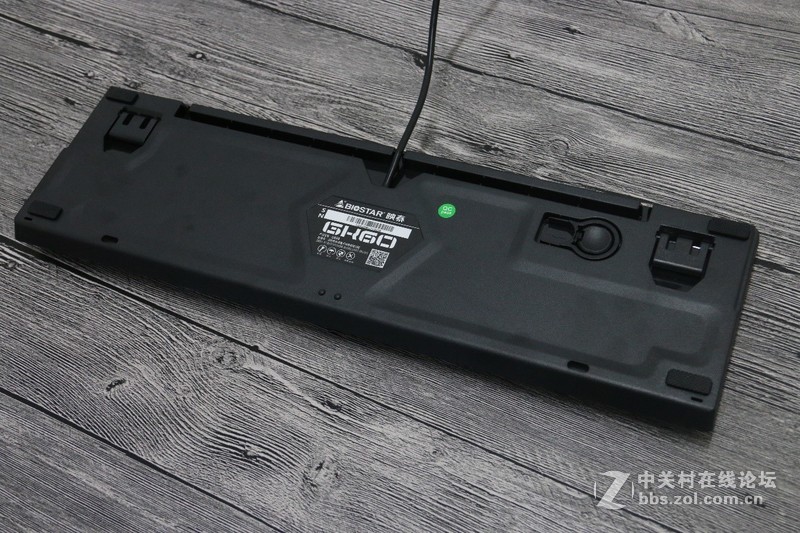 不仅是G光轴，GK60采用自动化流水线装配，你服没？