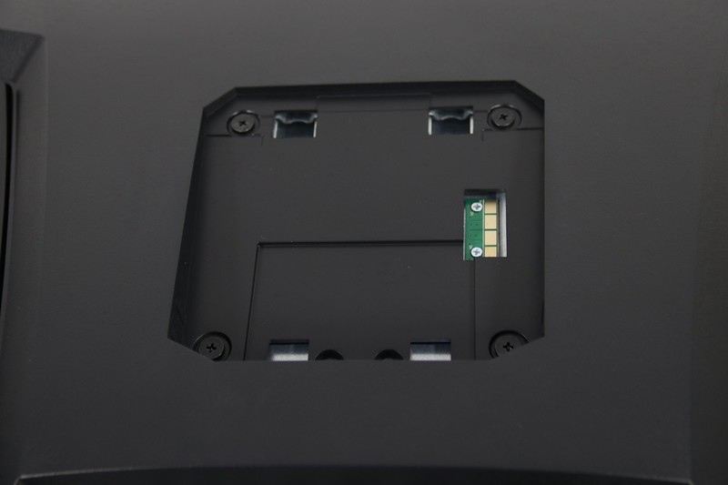 200Hz极速传说，蚂蚁电竞显示器超速作业！