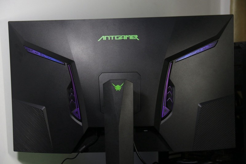 200Hz极速传说，蚂蚁电竞显示器超速作业！