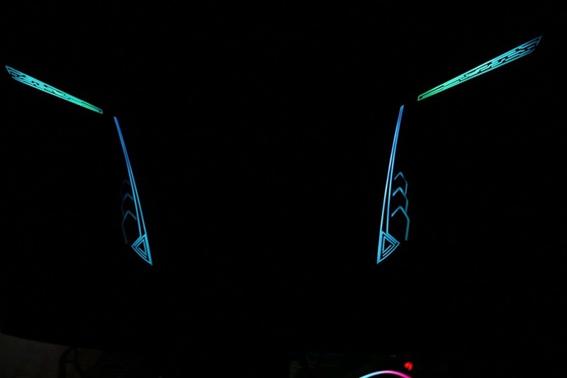 200Hz极速传说，蚂蚁电竞显示器超速作业！