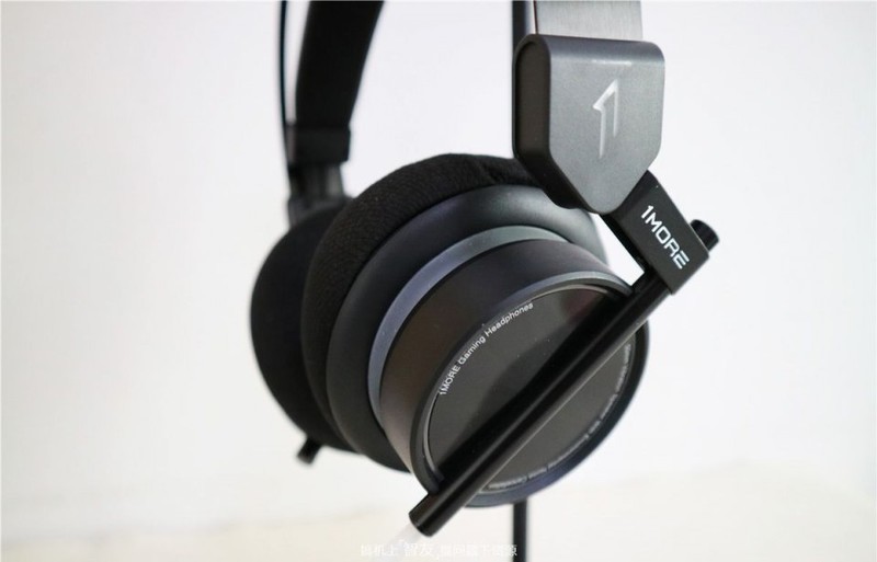 万魔 Spearhead VR电竞耳机上手：杰伦吃鸡也靠它！