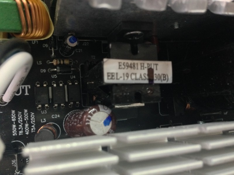 游戏悍将霸道6 R550电源拆解篇