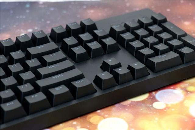 国产又一款精品键盘上市-雷柏 V708机械键盘上手简评！