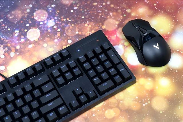 国产又一款精品键盘上市-雷柏 V708机械键盘上手简评！