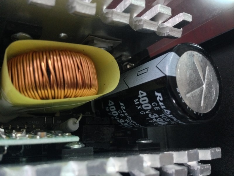 游戏悍将霸道6 R550电源拆解篇