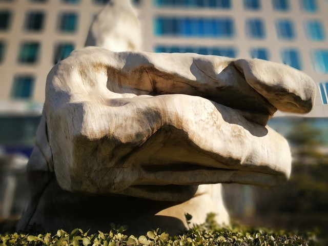 万元超苹果 华为Mate 9保时捷设计评测