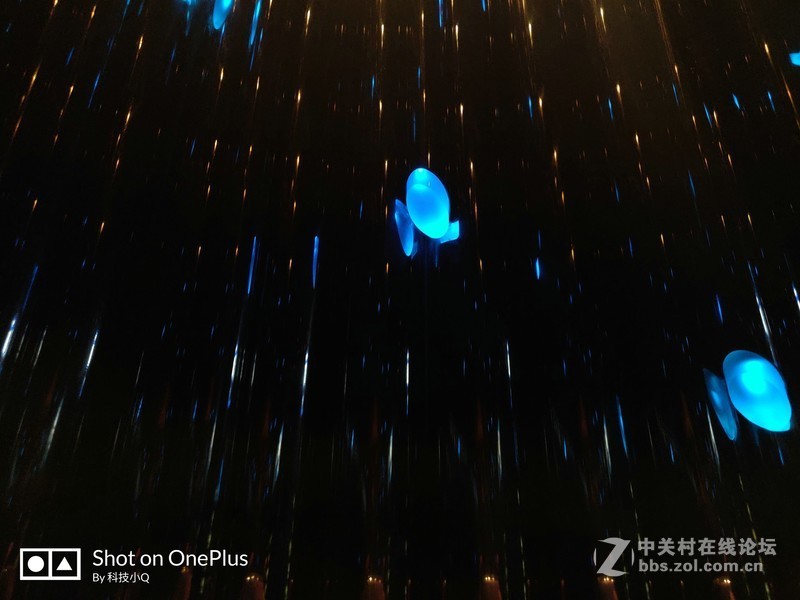 苛刻体验评测！一加6T电光紫是电是光还是神旗舰手机！