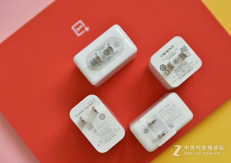 苛刻体验评测！一加6T电光紫是电是光还是神旗舰手机！