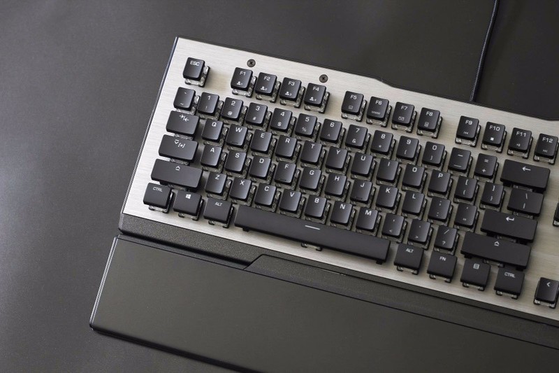 【單擺出品】冰豹Vulcan机械键盘 真·惊艳