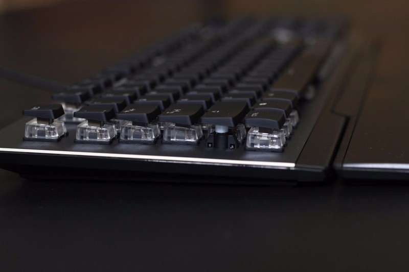 【單擺出品】冰豹Vulcan机械键盘 真·惊艳