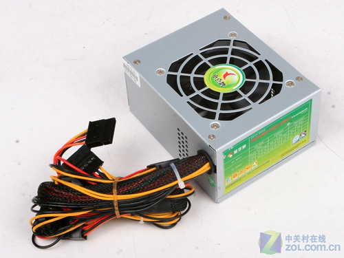 选购电源要注意--板型和接口