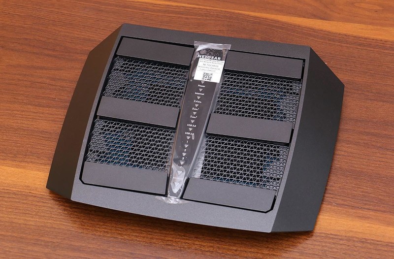 搞定200平米新房，网件 R8000P 三频千兆无线路由器开箱简测