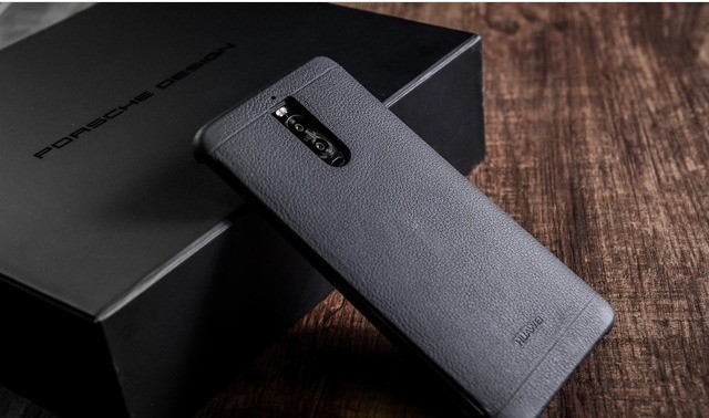 万元超苹果 华为Mate 9保时捷设计评测