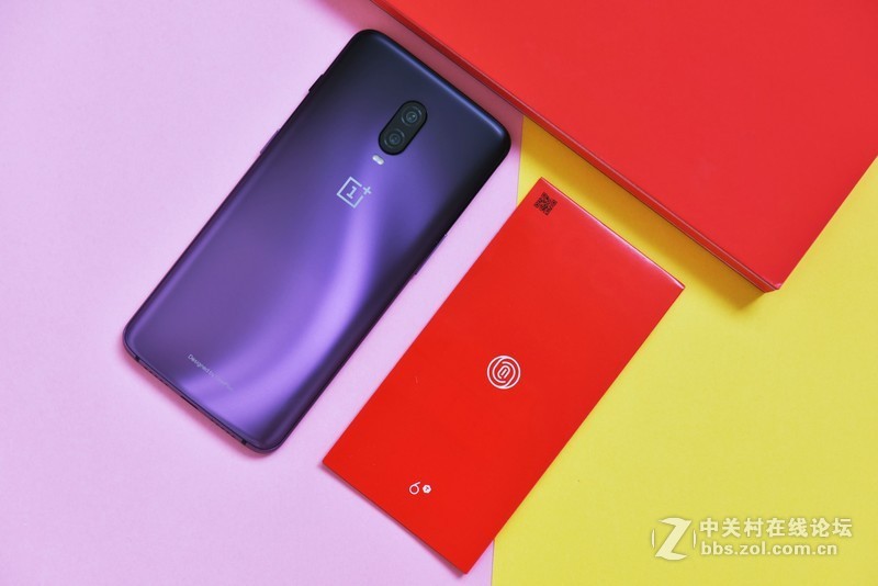 苛刻体验评测！一加6T电光紫是电是光还是神旗舰手机！