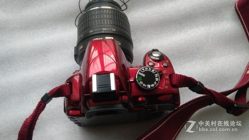 尼康D3100单反相机 红色限量版  带原装18-55防抖镜头 成色新配件齐全
