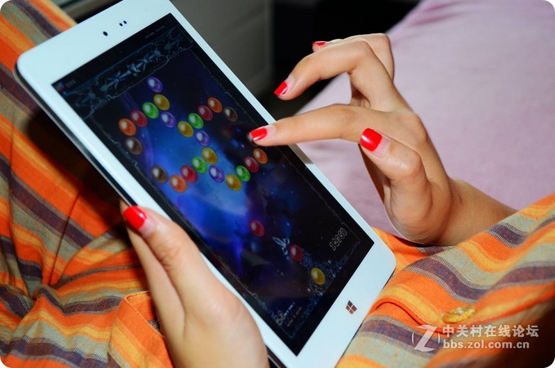 娱乐办公两不误，驰为Hi8双系统平板