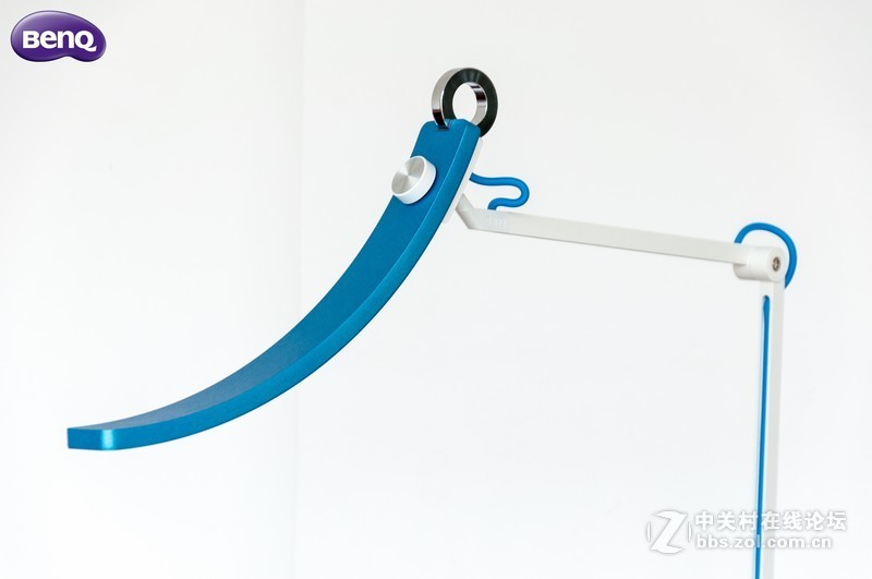 ＃你，需要一盏智慧的灯＃明基 WiT Genie LED护眼灯的产品开箱和外观展示