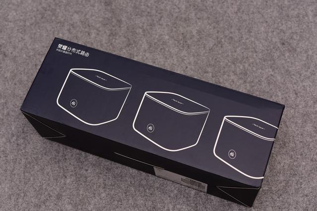 #路由器# 针尖对麦芒？荣耀&网件分布式路由大PK！