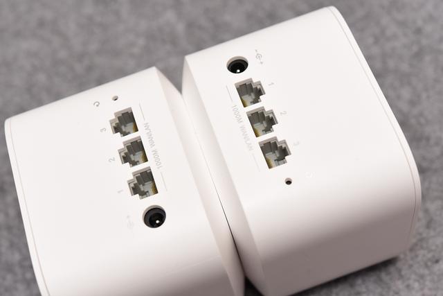 #路由器# 针尖对麦芒？荣耀&网件分布式路由大PK！