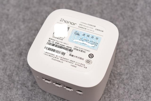 #路由器# 针尖对麦芒？荣耀&网件分布式路由大PK！