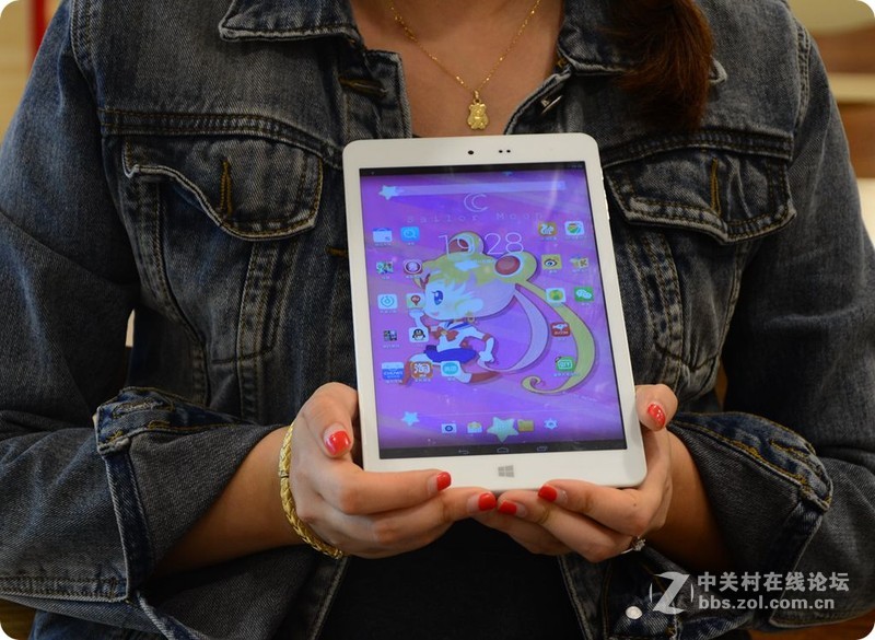 娱乐办公两不误，驰为Hi8双系统平板