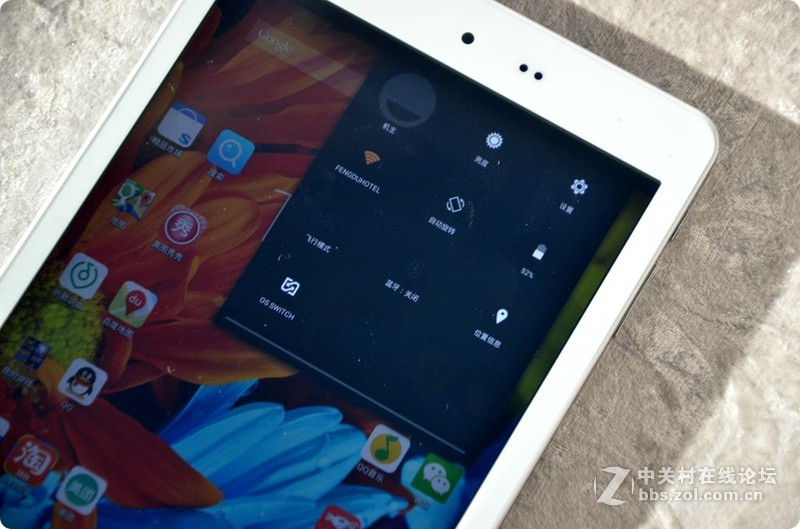 娱乐办公两不误，驰为Hi8双系统平板