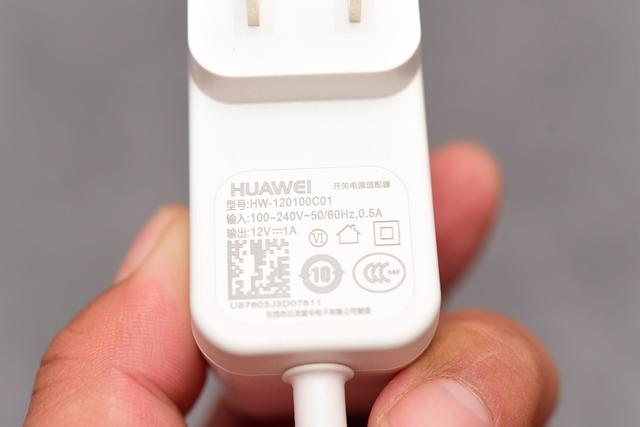 #路由器# 针尖对麦芒？荣耀&网件分布式路由大PK！