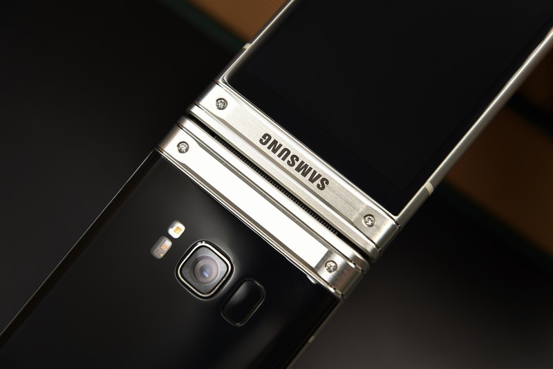 星空体育平台W2018美照赏析：虽富甲一方，但心系天下！