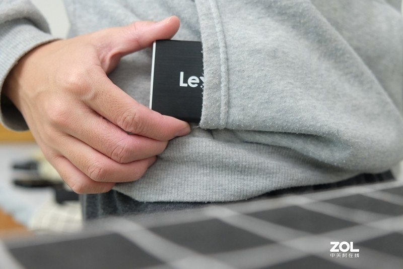 红极一时的移动存储品牌，现在比星空体育平台闪迪还要好用，简直是白菜价