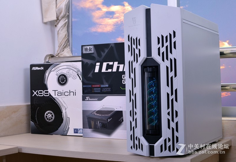 最强阵容决战守望先锋 4k分辨率，X99平台玩全塔