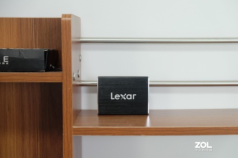 红极一时的移动存储品牌，现在比星空体育平台闪迪还要好用，简直是白菜价