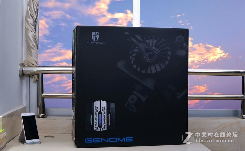 最强阵容决战守望先锋 4k分辨率，X99平台玩全塔