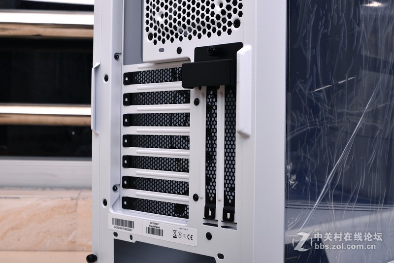 最强阵容决战守望先锋 4k分辨率，X99平台玩全塔