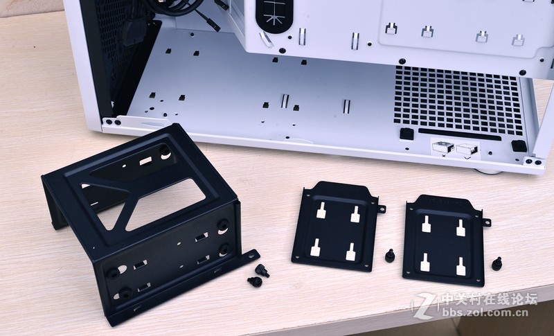 最强阵容决战守望先锋 4k分辨率，X99平台玩全塔