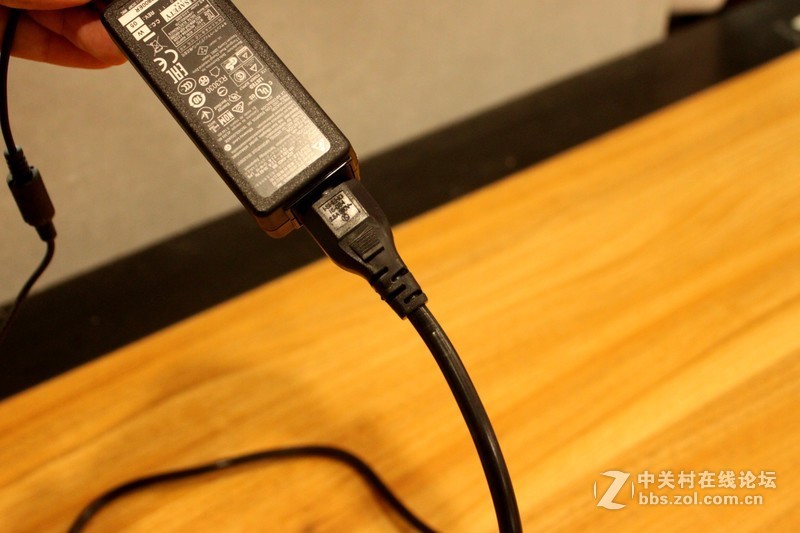 ＃迅捷高效，至轻随行＃不吹不黑的清华同方笔记本深入评测