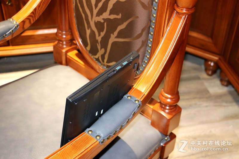 ＃迅捷高效，至轻随行＃不吹不黑的清华同方笔记本深入评测