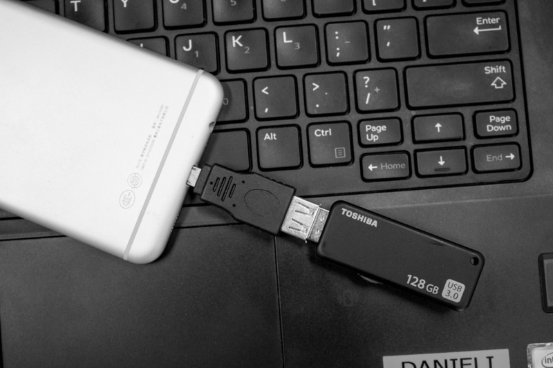 【存储】轻便高速大容量—东芝随闪U365体验